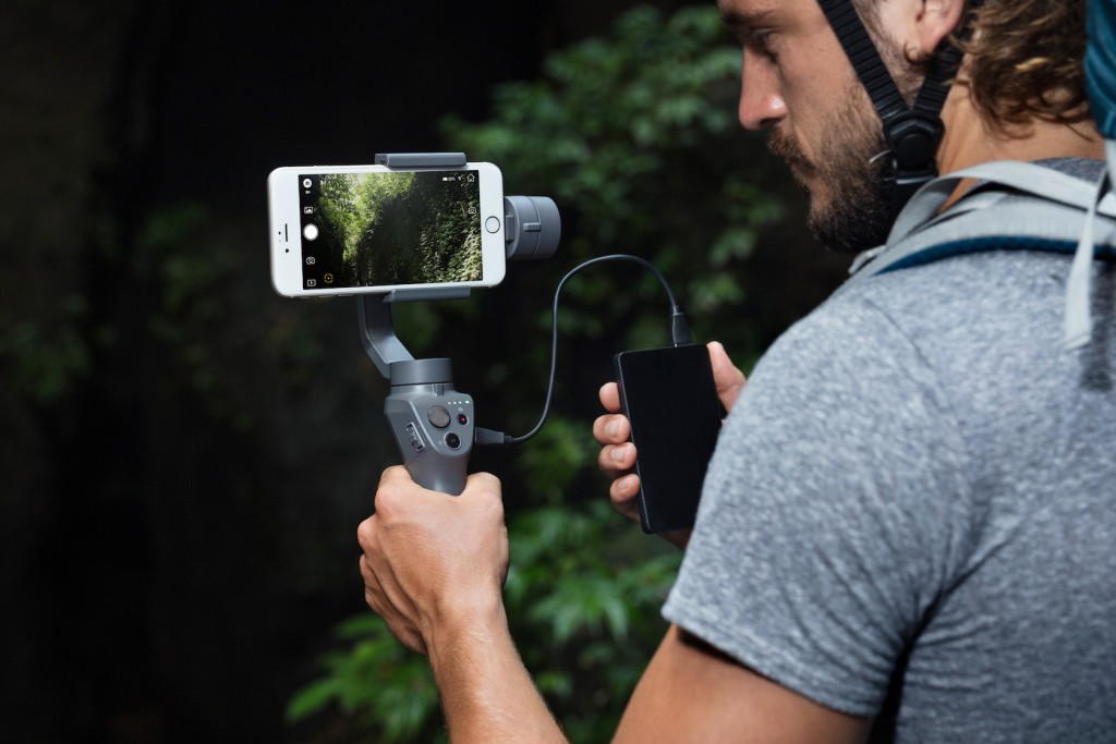 DJI-Osmo-Mobile-2-Lifestyle-20